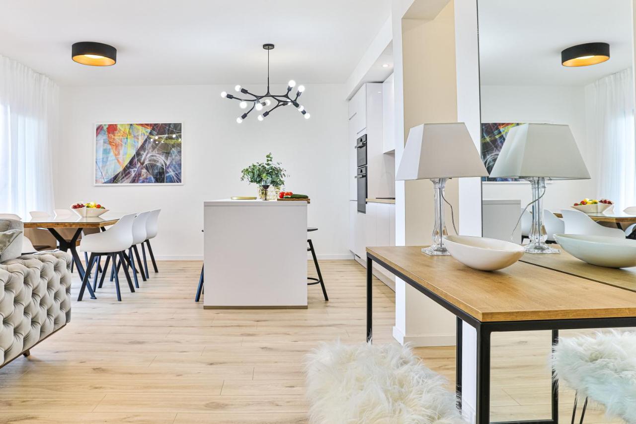 Apartmani Ana Kaštela Extérieur photo