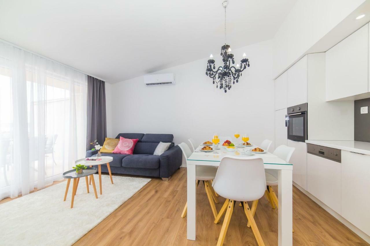 Apartmani Ana Kaštela Extérieur photo