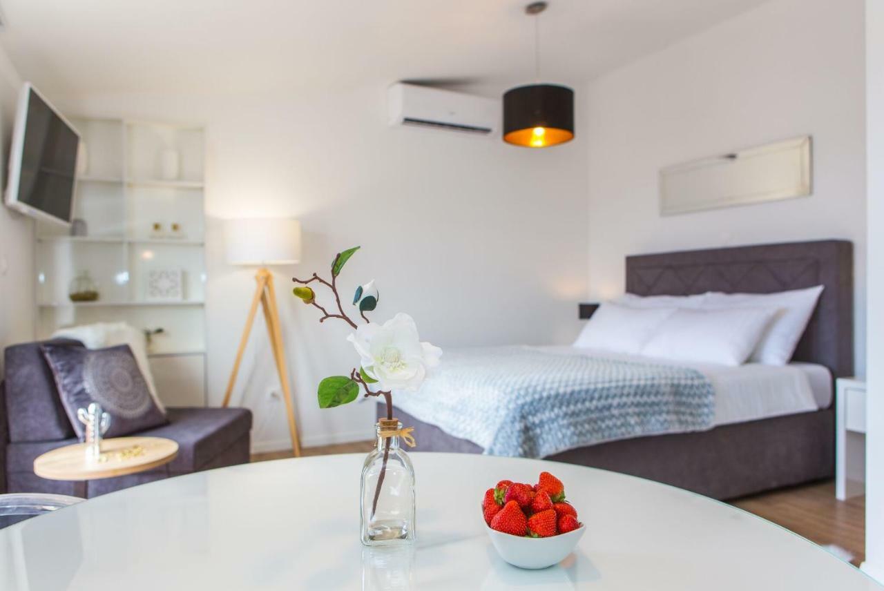 Apartmani Ana Kaštela Extérieur photo