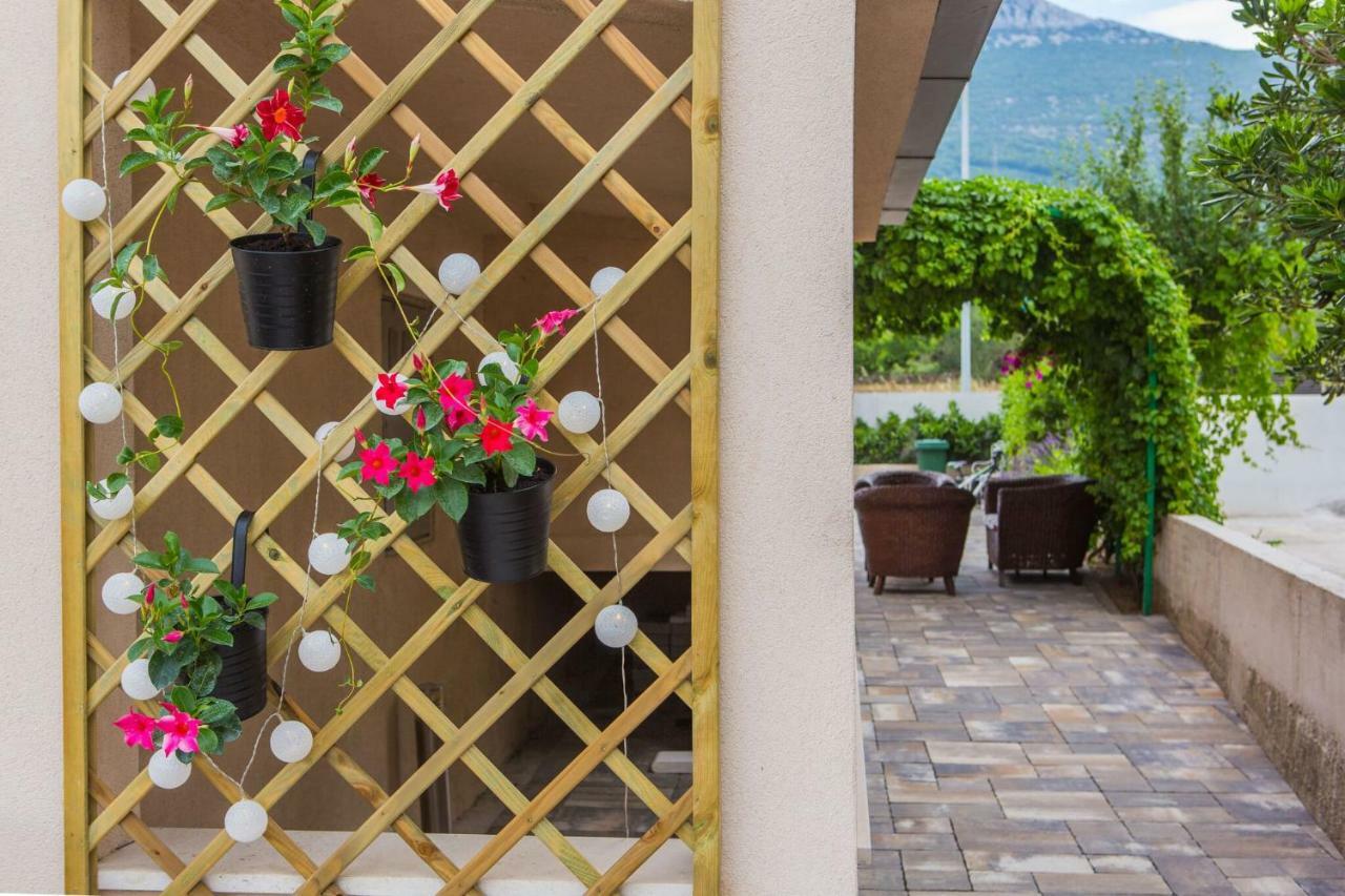 Apartmani Ana Kaštela Extérieur photo