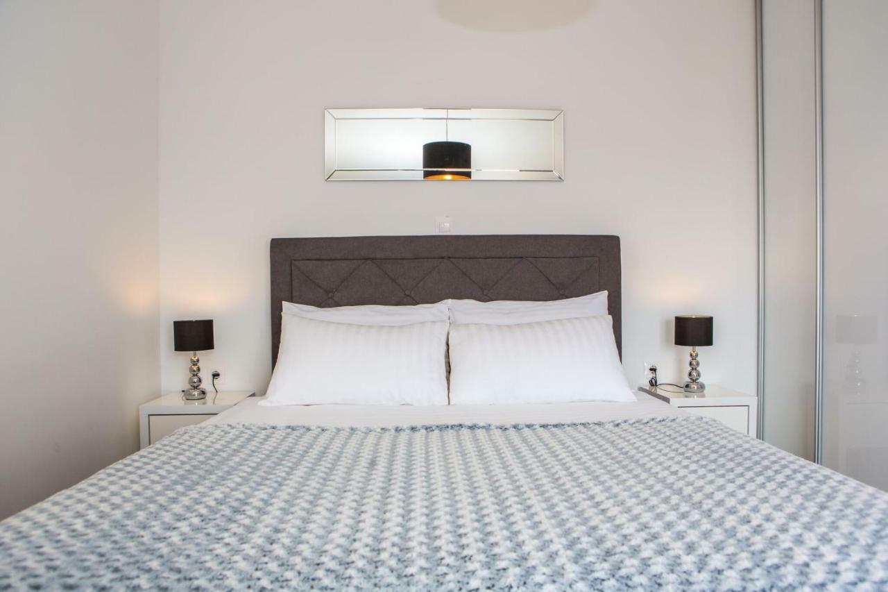 Apartmani Ana Kaštela Extérieur photo